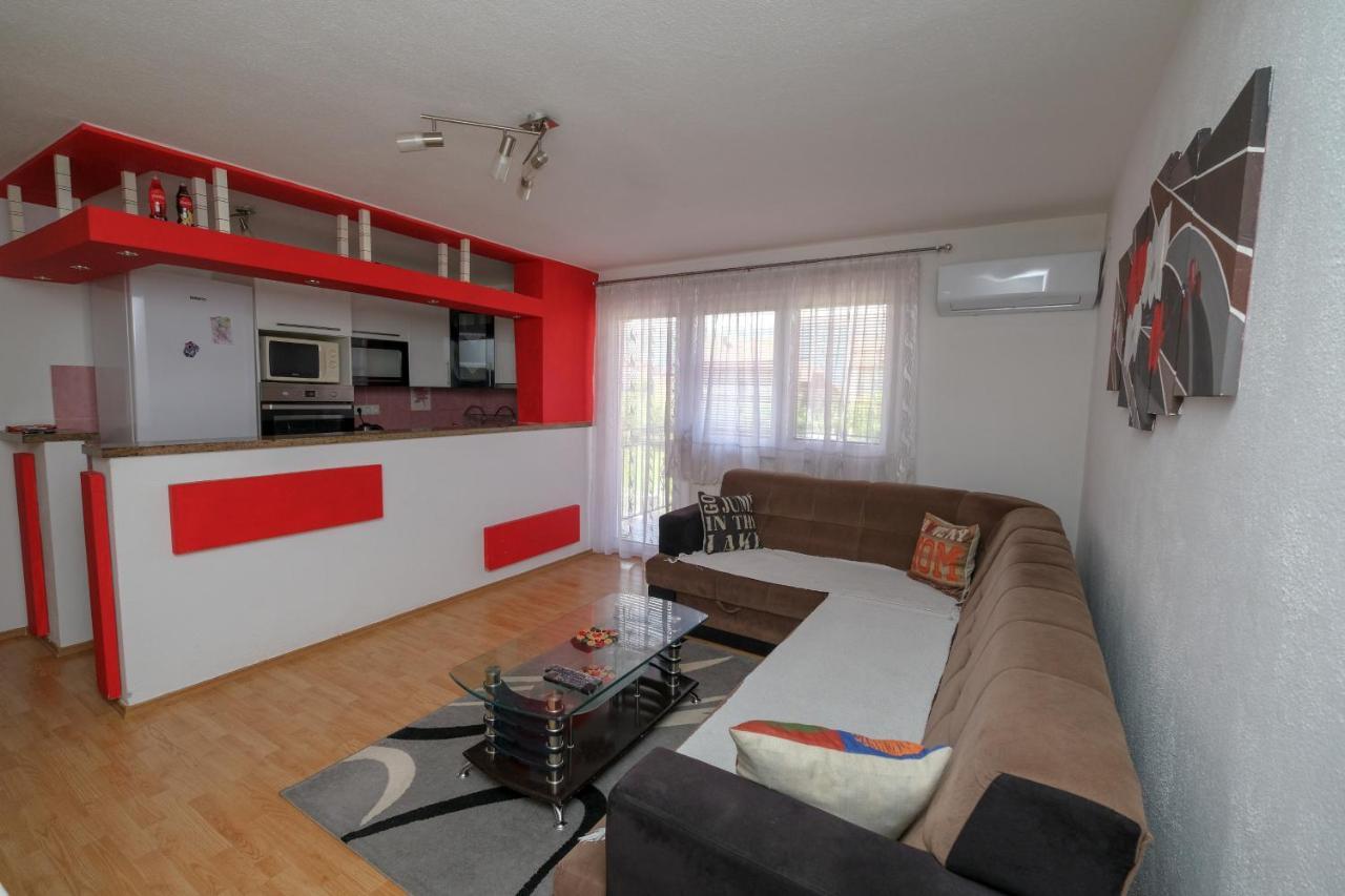 Melek 4 Bedrooms Villa *