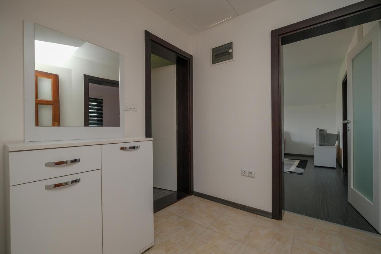 Melek 4 Bedrooms Villa *
