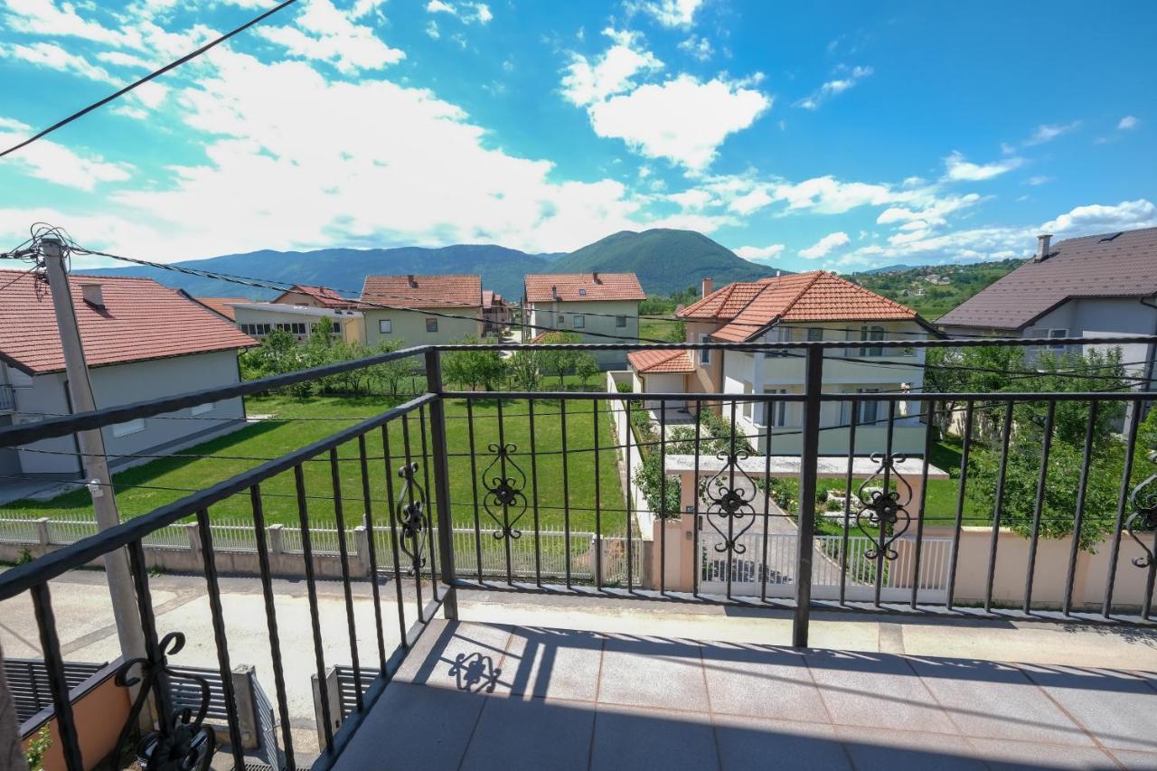 Melek 4 Bedrooms SJJ